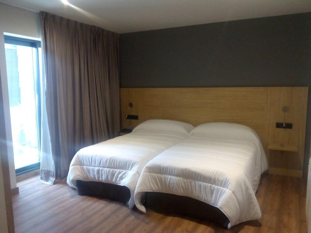 Isla Plana Hotel Astuy מראה חיצוני תמונה