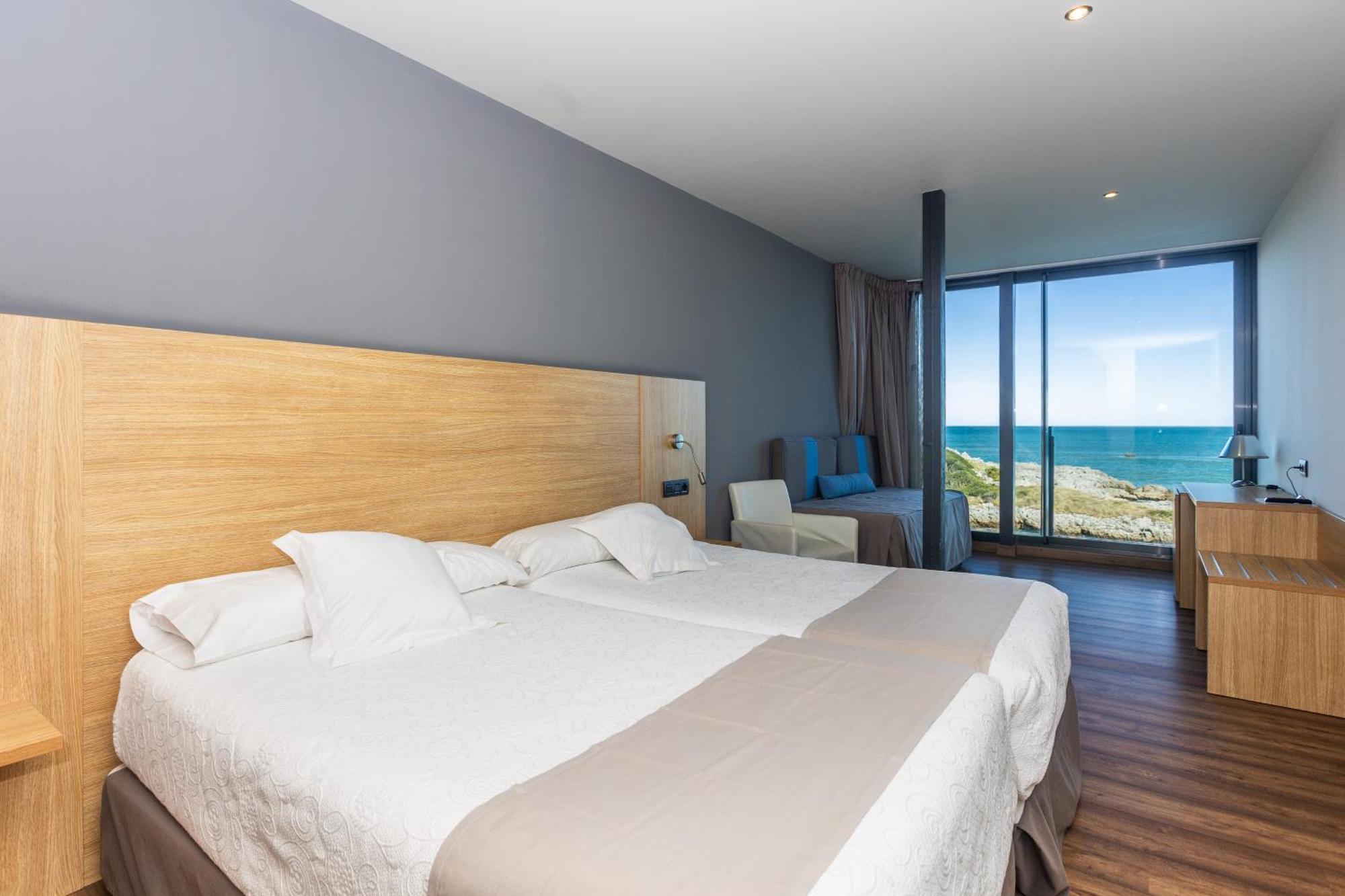 Isla Plana Hotel Astuy מראה חיצוני תמונה